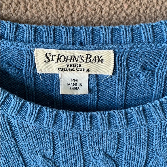 Sweater - Picture 2 of 3